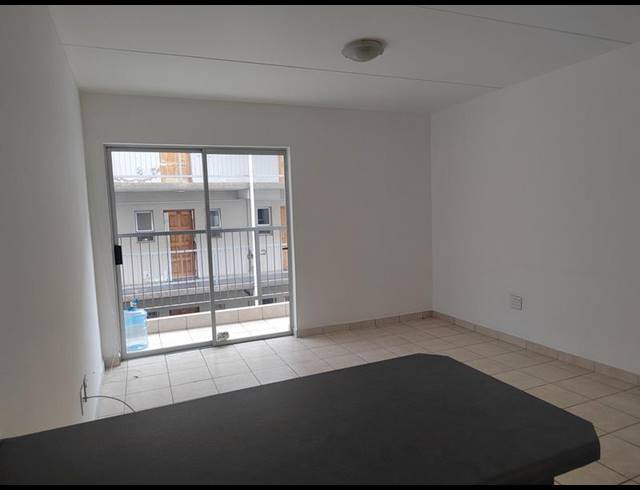 2 BEDROOM PROPERTY TO RENT IN CHATSWORTHS TOWN CENTRE